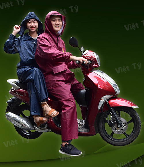 Áo mưa bộ thương hiệu Việt Tỷ được làm từ chất liệu polyester/PVC cao cấp