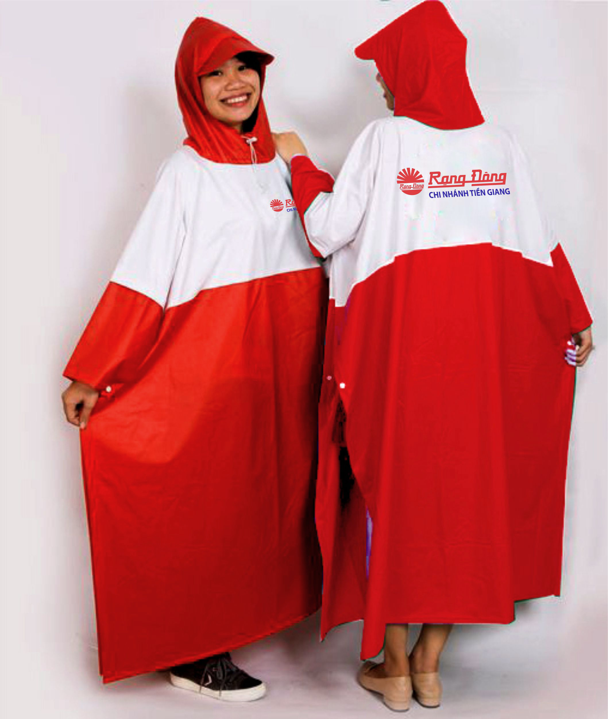 Chiến dịch marketing bằng áo mưa Việt Tỷ